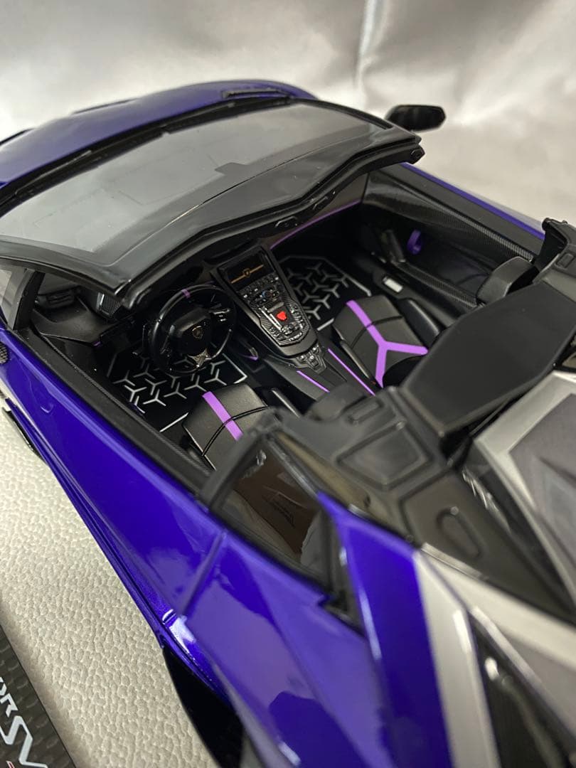 【限定セール中】Makeup 1/18 アヴェンタドール SVJ 限定4/100