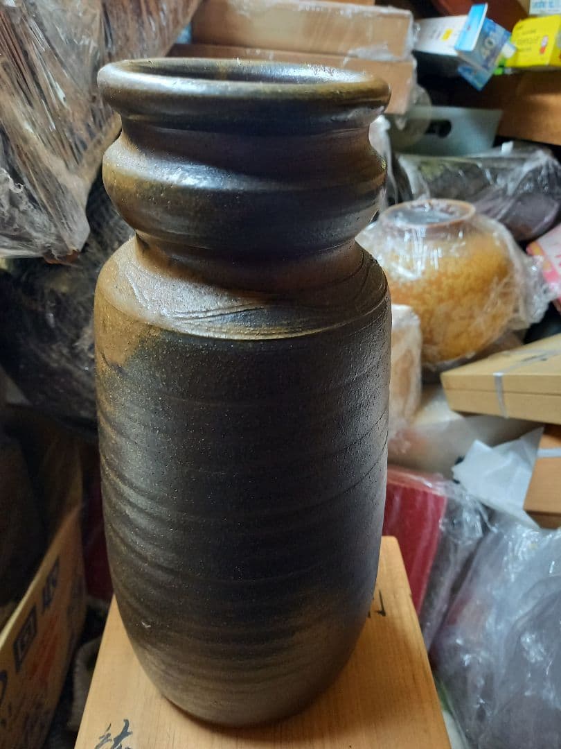 お安くしました。よろしく御願いします。備前焼　絃三作