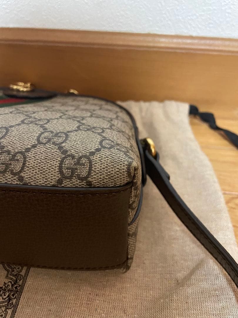 GUCCI レディースショルダーバッグ【最終お値下げ価格】