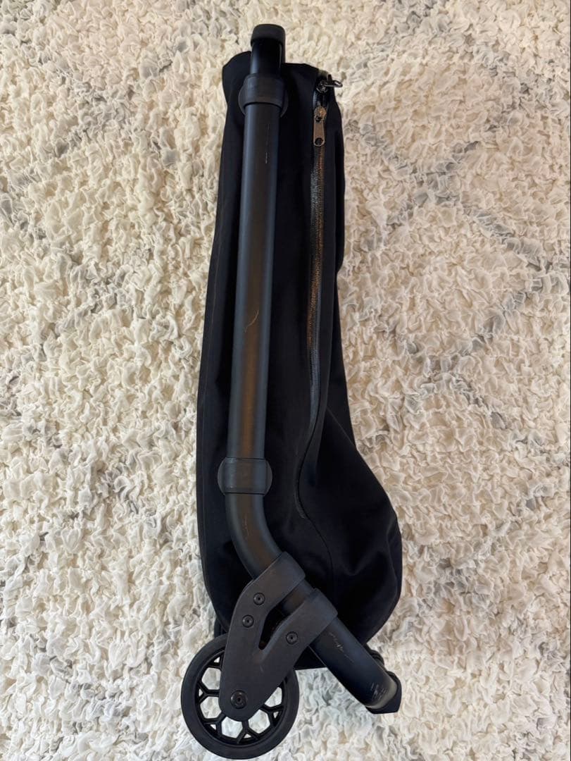 【廃盤品】アークテリクス V80 Rolling Duffel キャリーバック