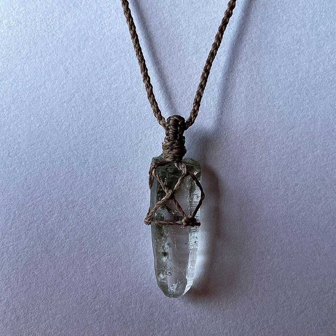 ヒマラヤ水晶 ガネッシュヒマール ＊ マクラメペンダント ネックレス 35