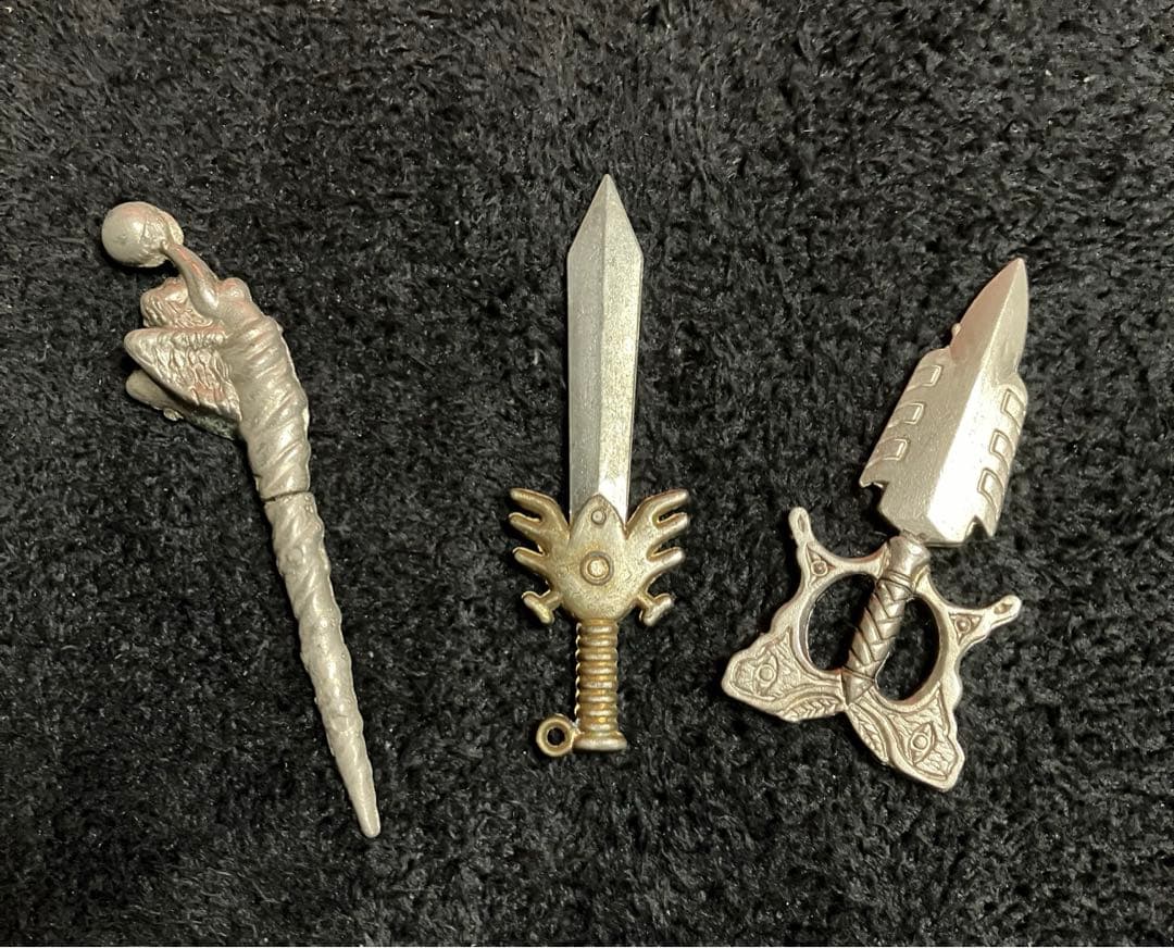 激レア 当時物 ドラクエ ガチャガチャ ロトの剣 祝福の杖 毒牙のナイフ