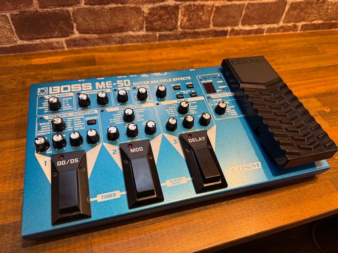 BOSS ME-50 ギターマルチエフェクター