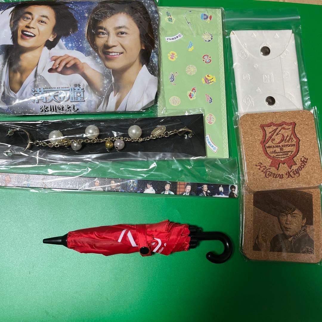 氷川きよし　大量　グッズセット　アクセサリー　キーホルダー　ブレスレット　シャツ