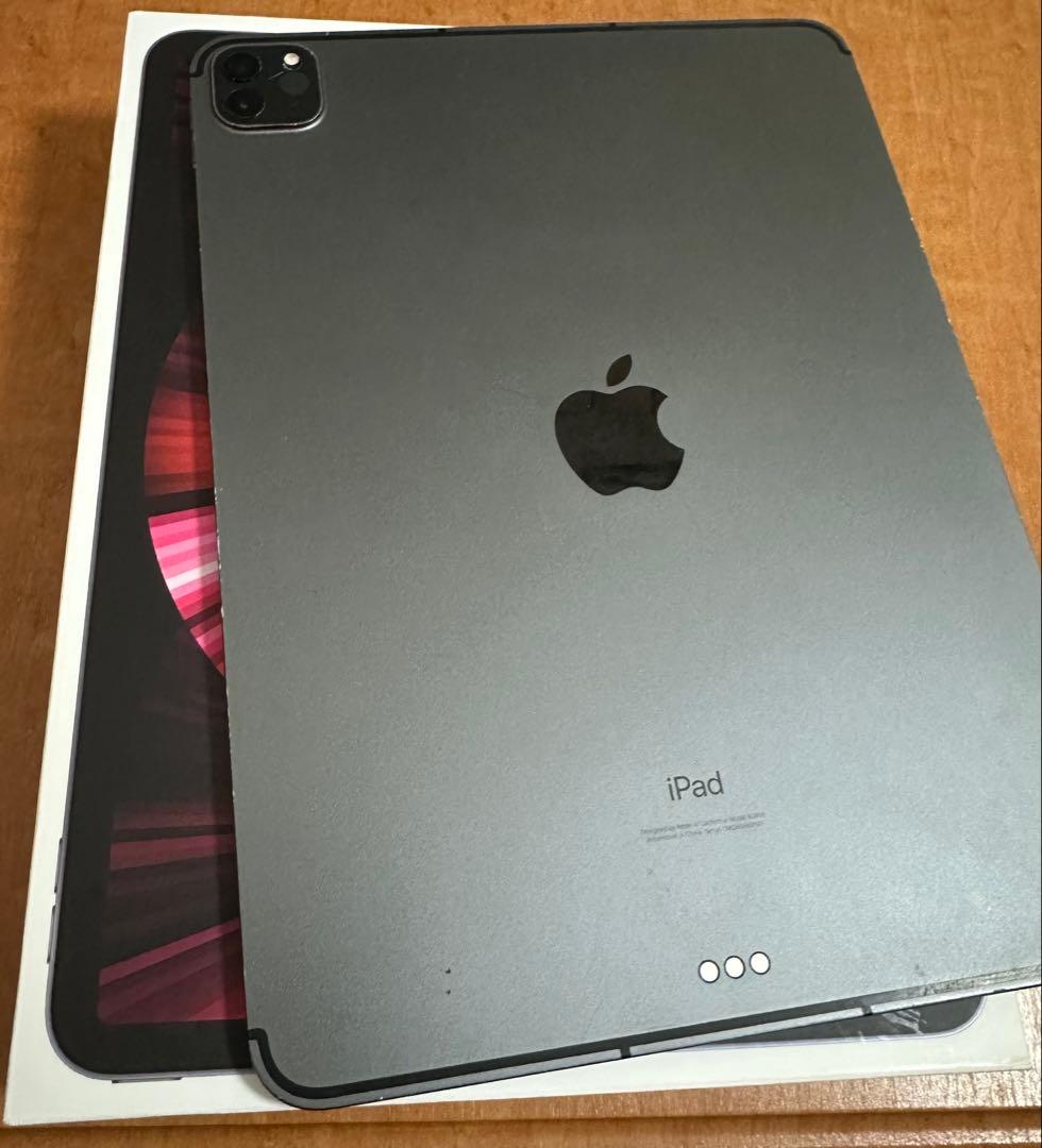 iPadPro11インチ 第三世代、2021年モデル128GB WiF