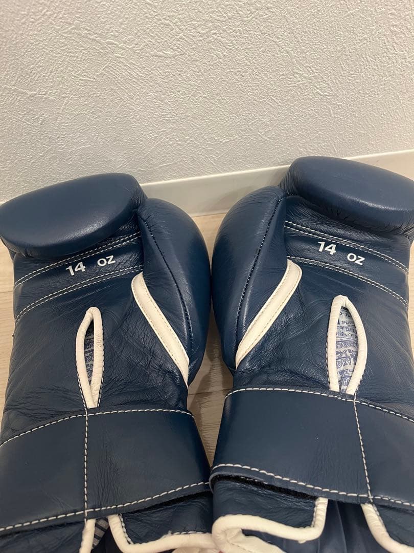 Winning ボクシンググローブ ネイビー　14 oz