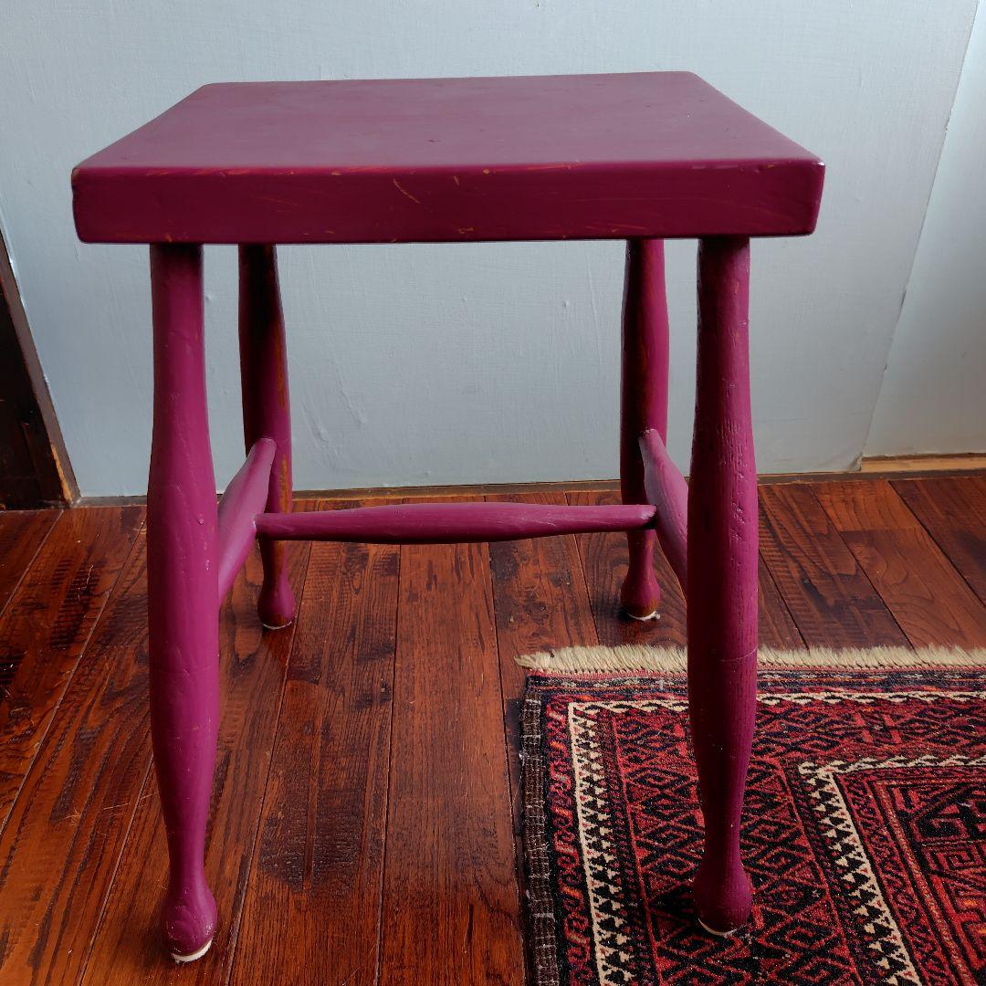 イギリス　ビンテージスツール　ピンクペンキ仕上げ