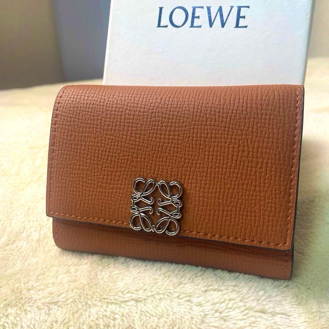極美品 LOEWE ロエベ トライフォールドウォレット 三つ折り財布 ブラウン