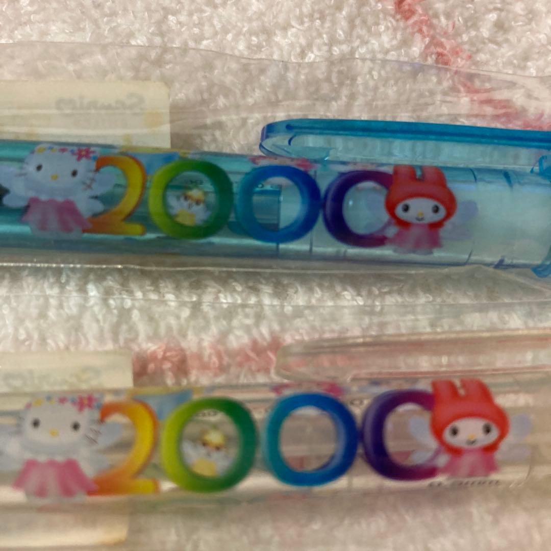 キティ　2000ロゴ　ボールペン、シャープペン　マイメロ　キキララ2本　未開封