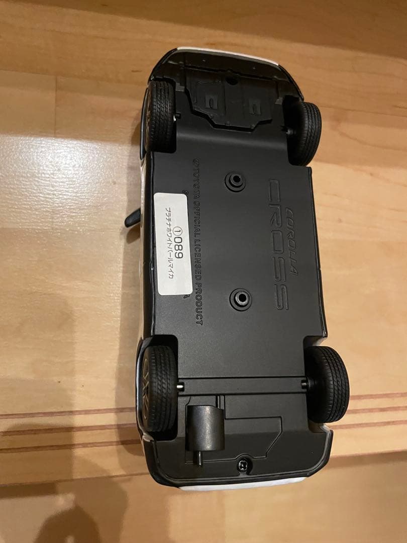 トヨタ　新型カローラクロス　カラーサンプル非売品