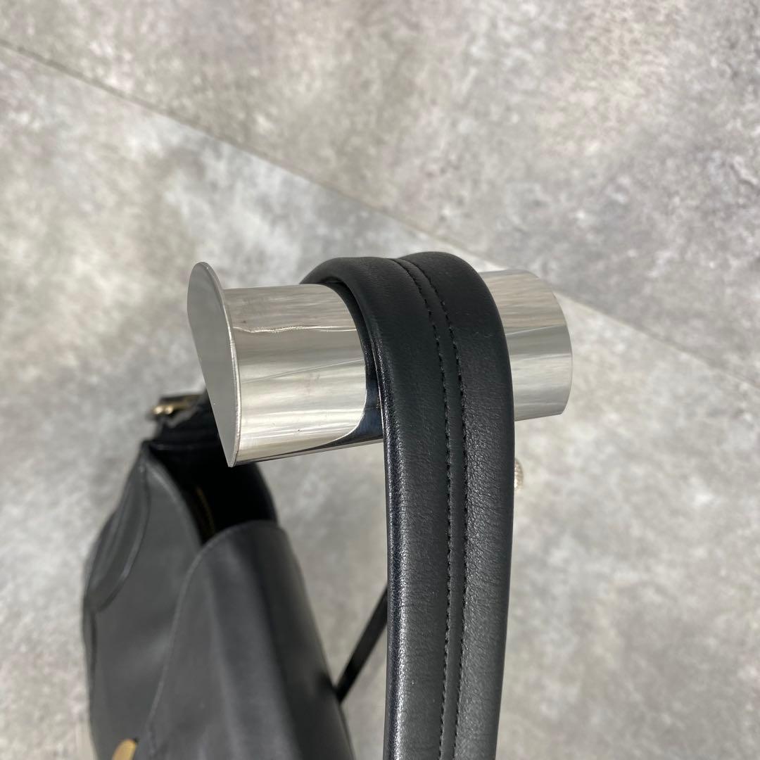 バッグ y2k Chloe leather one-shoulder bag black