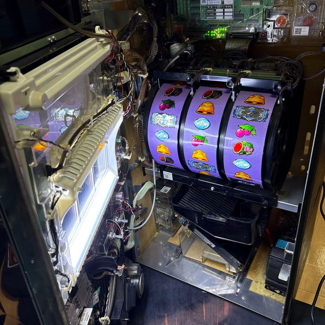 パチスロ 北斗の拳　修羅の国篇　不要機付き【送料込み】