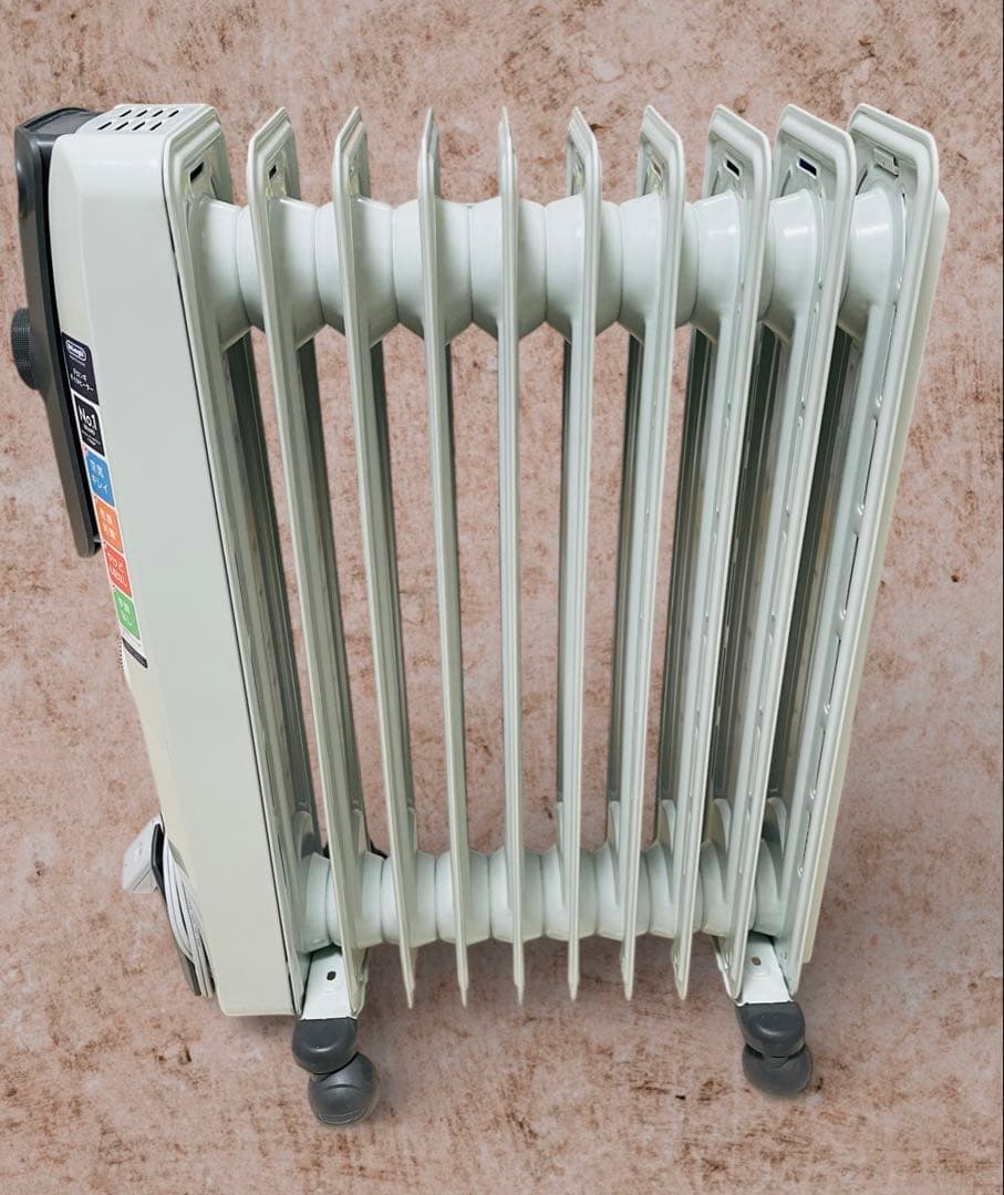 (美品) デロンギ オイルヒーター RHJ10F1015-DG