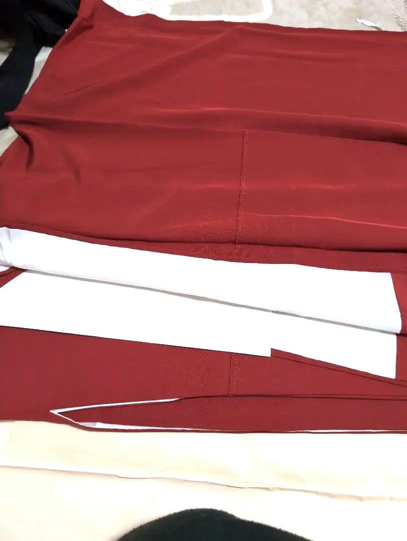 振り袖赤無地仕立て上がり