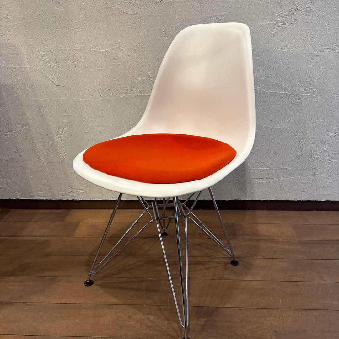 Vitra イームズ サイドシェルチェア DAW