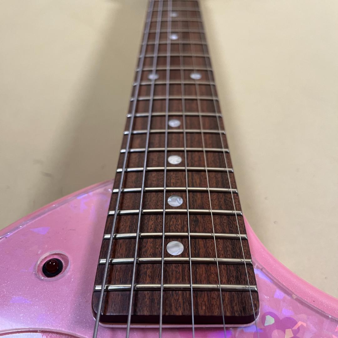 Fernandes ZO-3HK Hello Kitty サンリオ コラボモデル