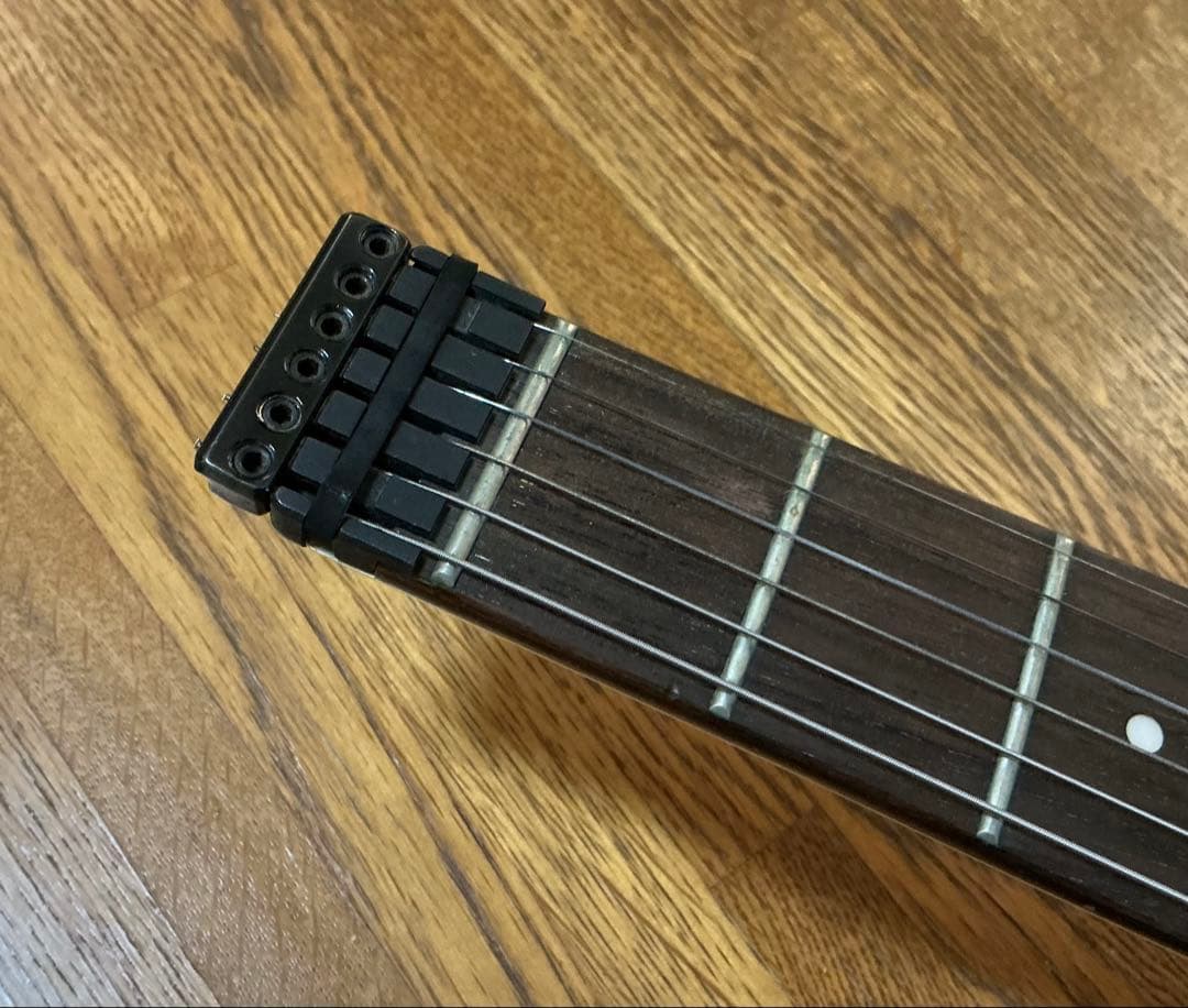 スタインバーガー　Spirit 美品　ギター　ホワイト　普通弦用アダプター付き