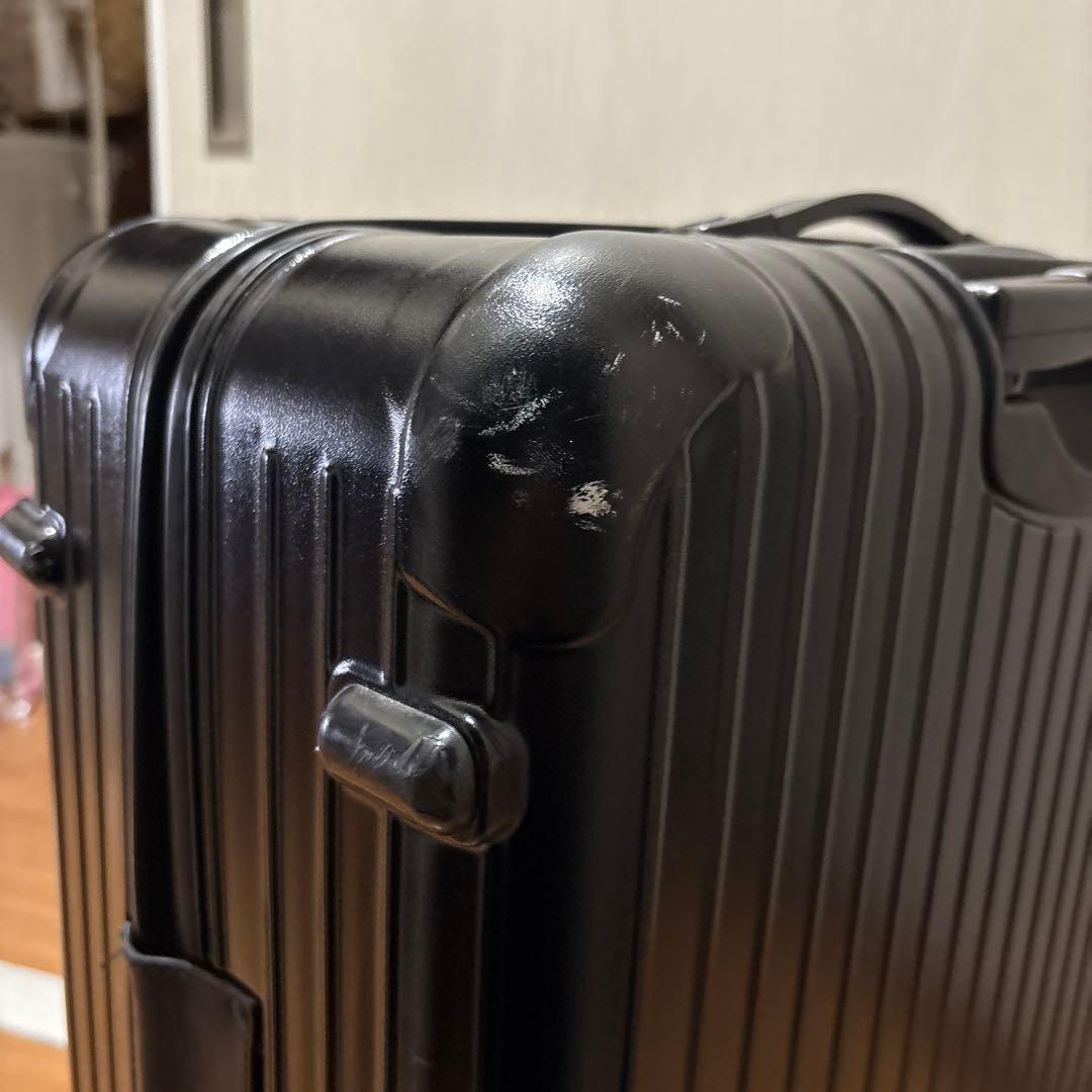 Rimowa リモワ　黒　大型スーツケース