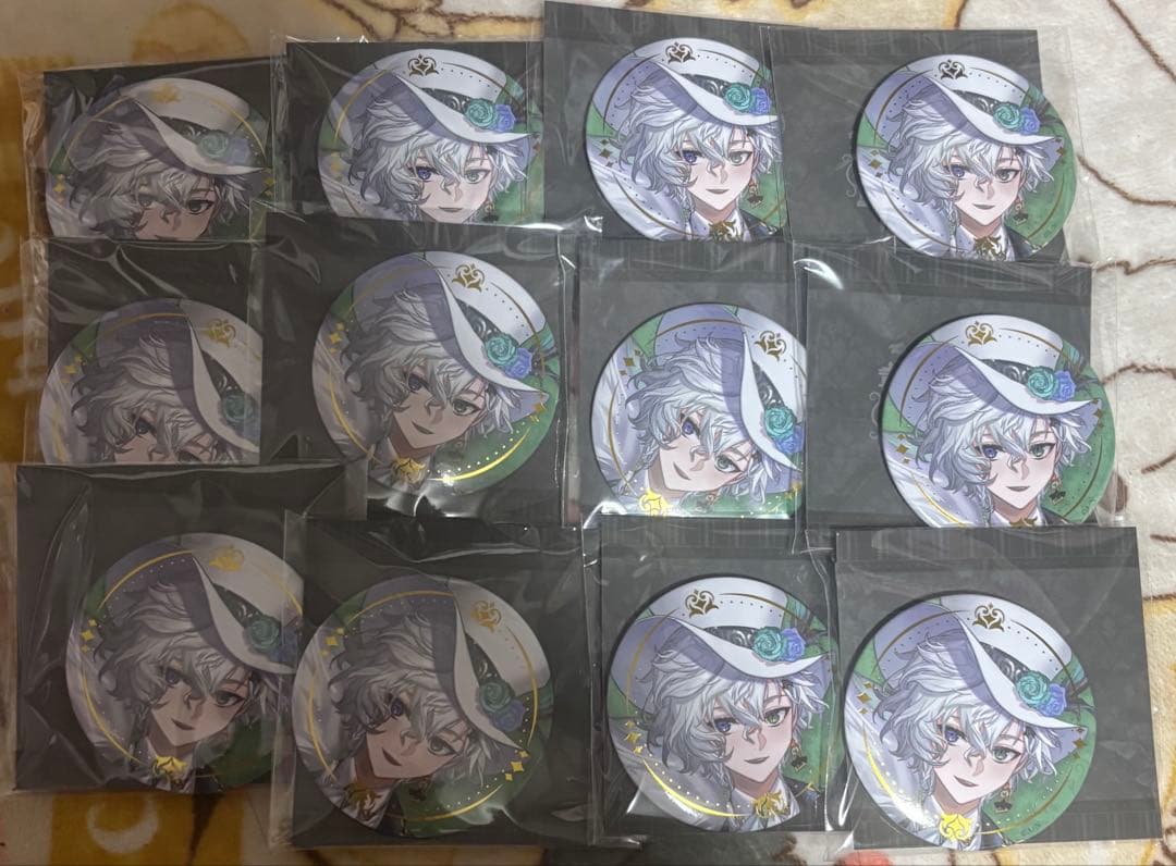 叢雲カゲツ ハロウィン缶