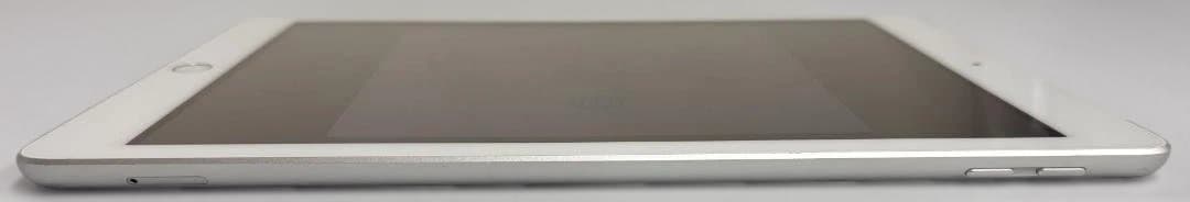 iPad 第6世代 セルラーモデル 32GB A1954 MR6P2J/A