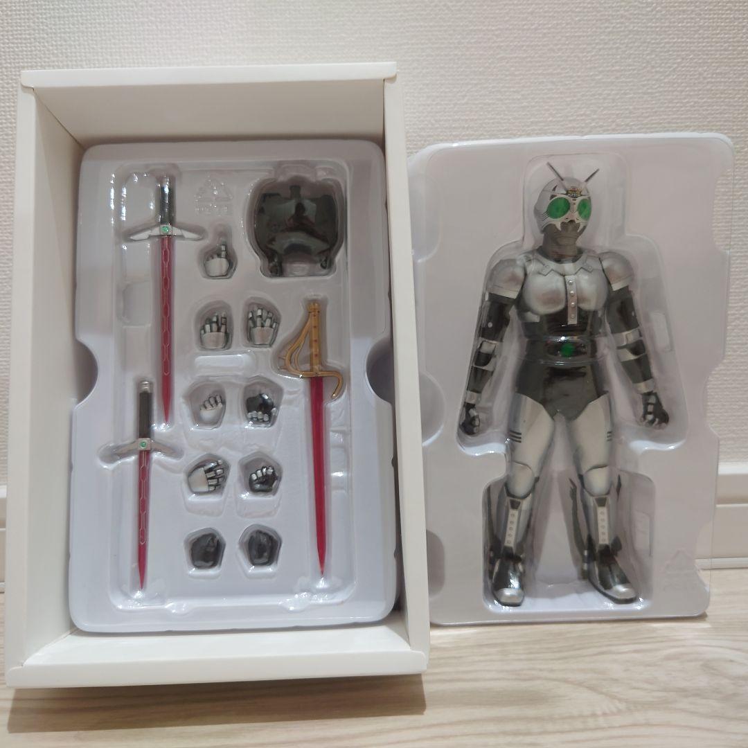 S.H.Figuarts（真骨彫製法）シャドームーン