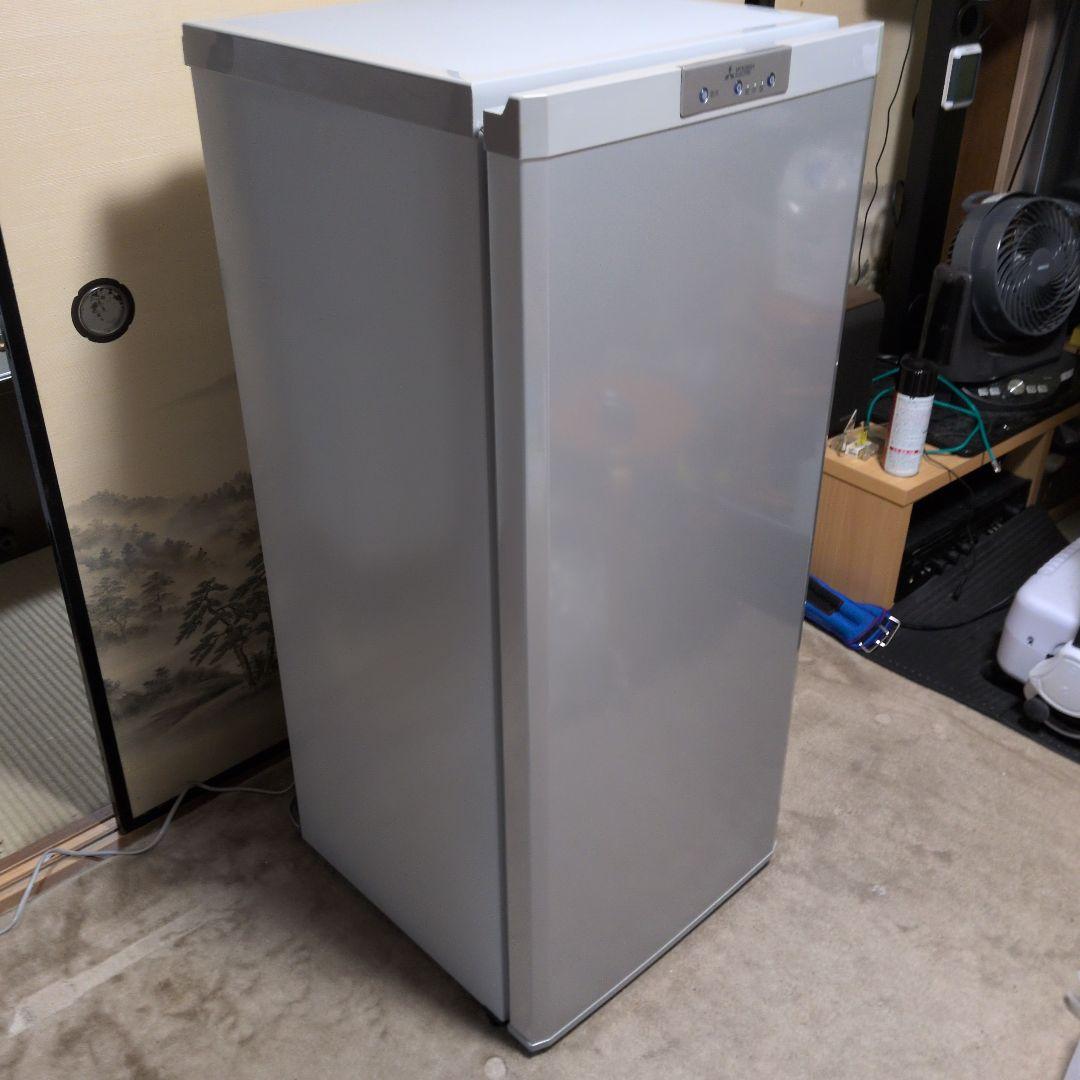 三菱 冷凍庫 MF-U12B 2017年製