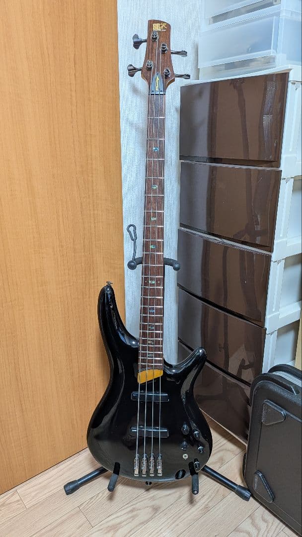 ベース Ibanez Prestige SR2500