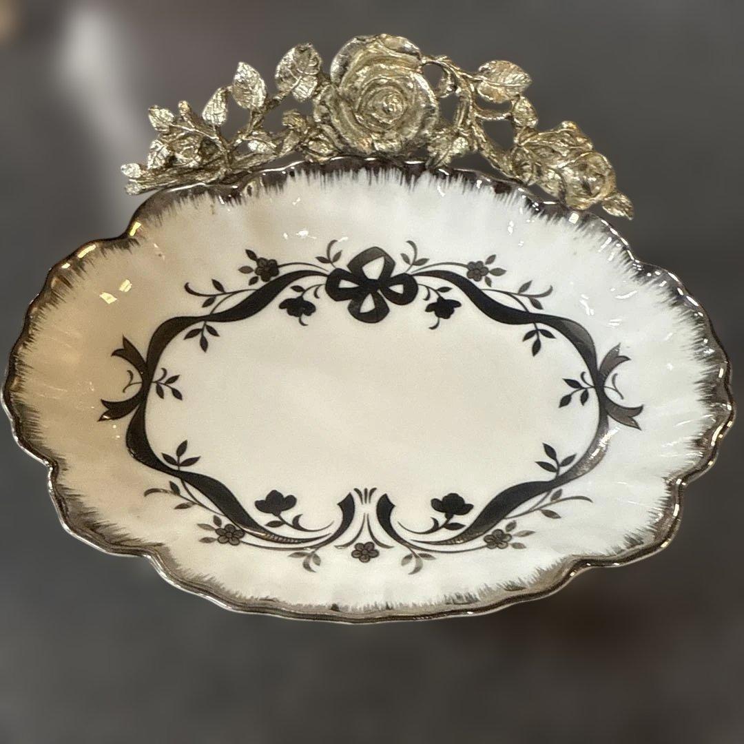 ヴィンテージ風 花模様 陶器皿