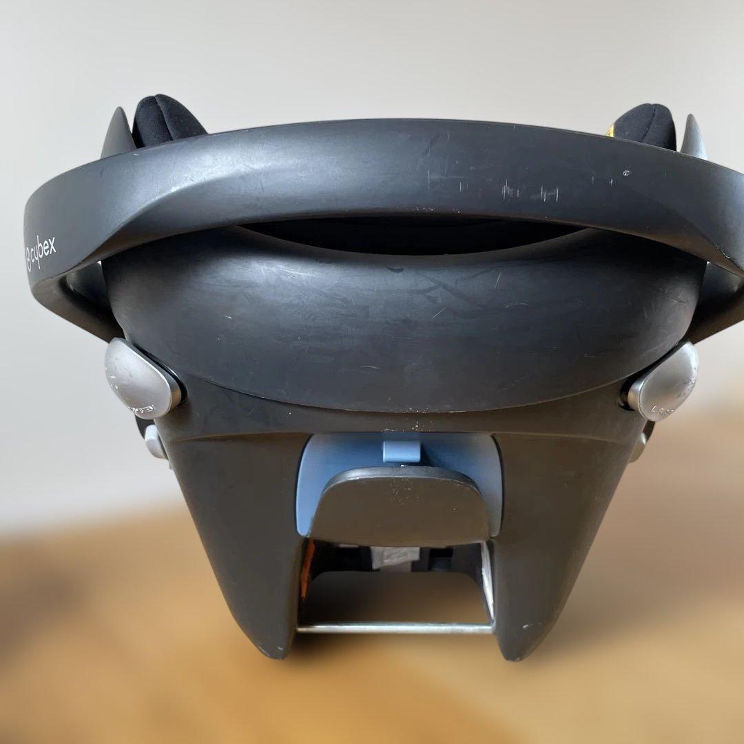 Cybex サイベックス　ATON Q チャイルドシート　ベース付