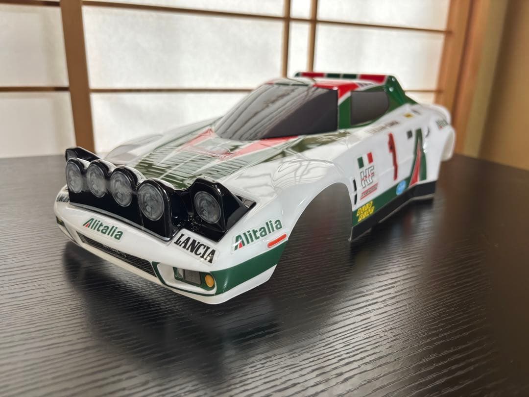 Lancia ランチアストラストHF ボディ　アスカクリエート社
