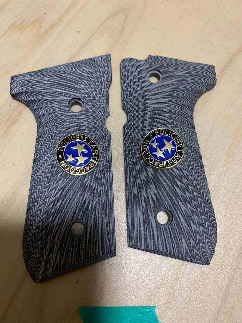 新品 ベレッタ M9 、M92F 、M9A1 G10素材グリップサムライエッジ風