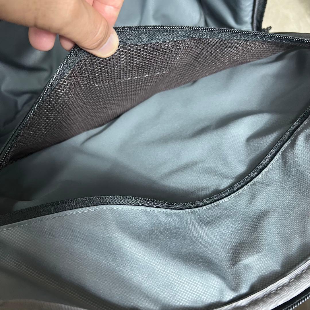 極美品 TUMI ALPHA2 4輪 キャリーケース 22652D2 機内持込可