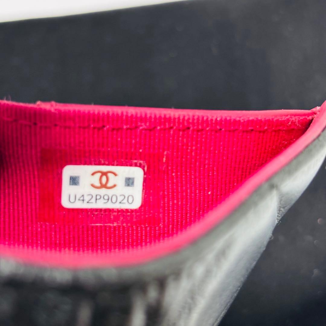 シャネル 19 ディズヌフ　三つ折り財布　Wホック　ラムスキン