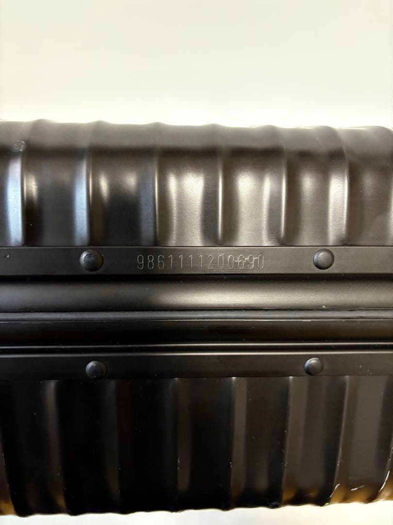 【貴重 廃盤品 良品】リモワ トパーズ ステルス 32L 2輪 機内持込可能