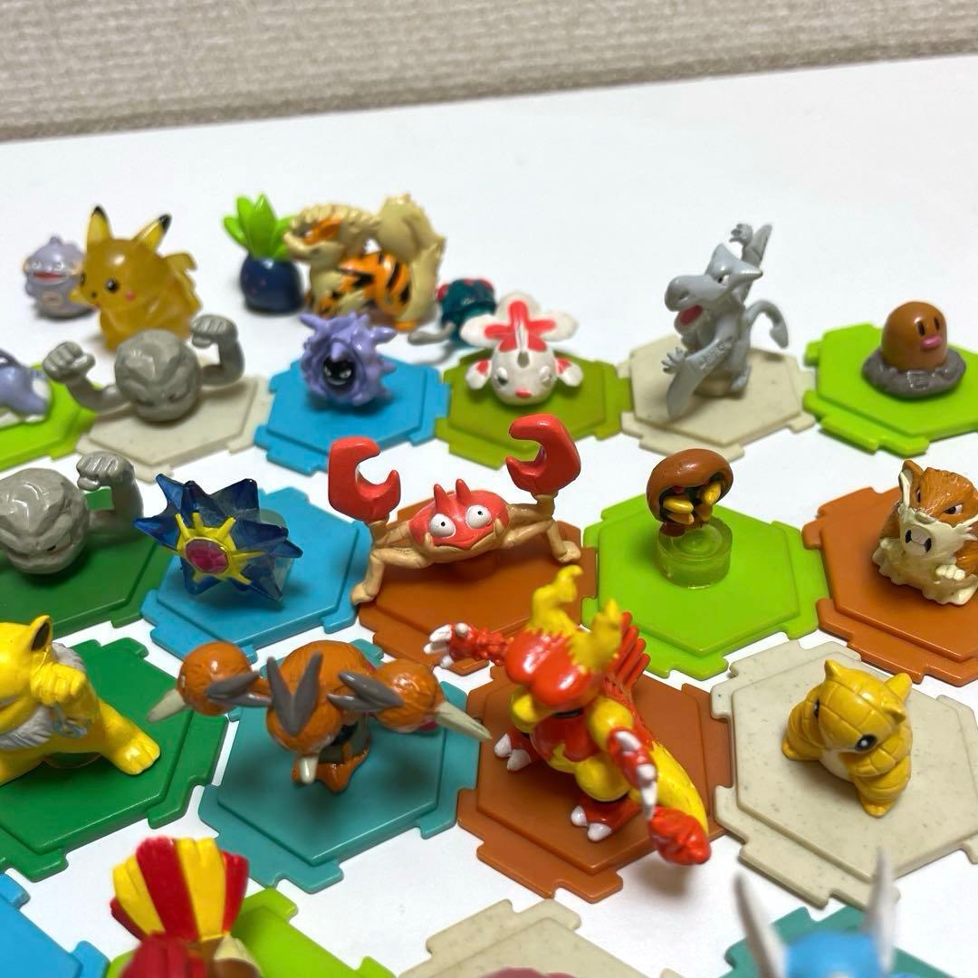 ポケモンフルカラーコレクション57体まとめ売り台座付き 初期 当時品