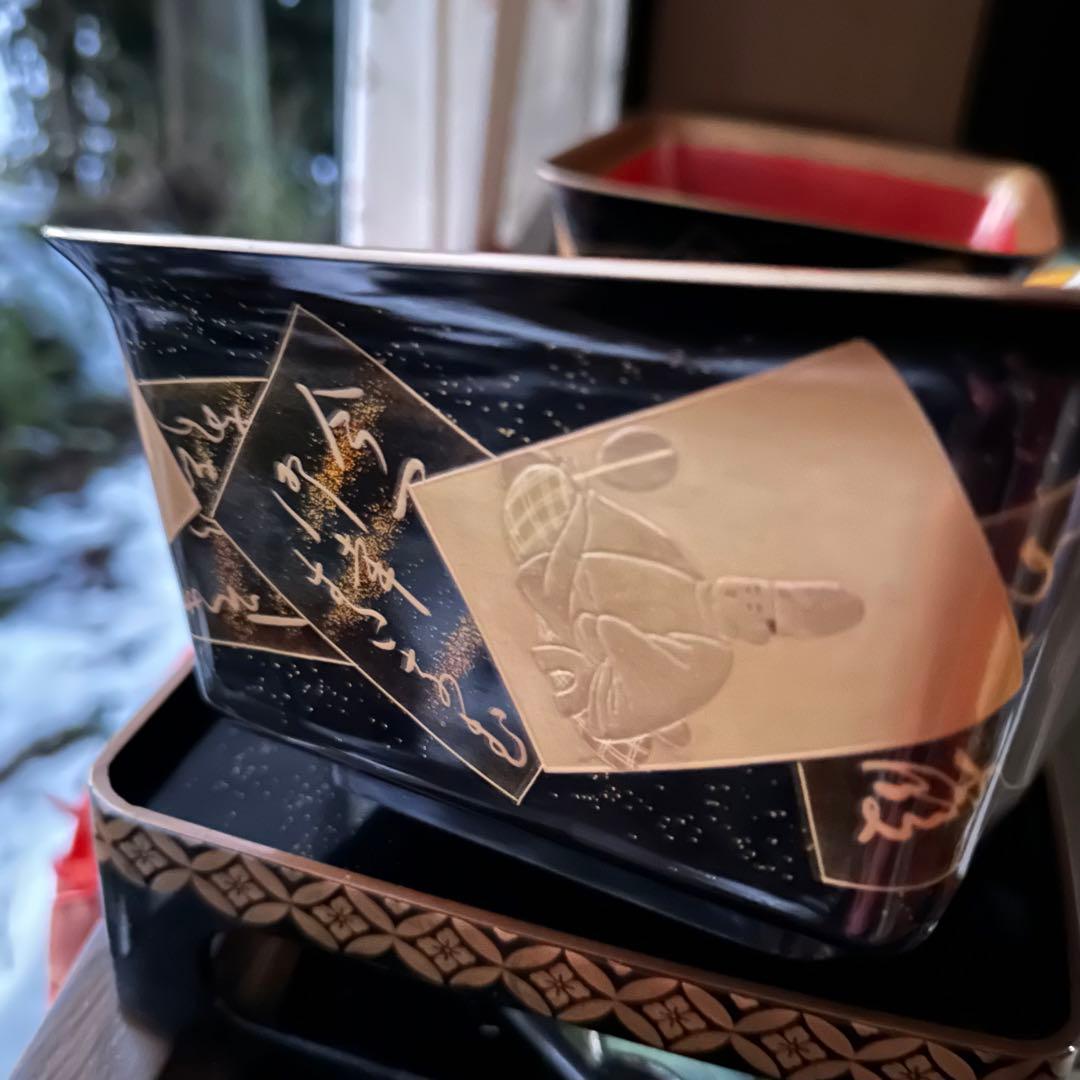 節目に‼️JAPAN金❌黒蒔絵 「貴人和歌」盃洗盃台1対桐箱入