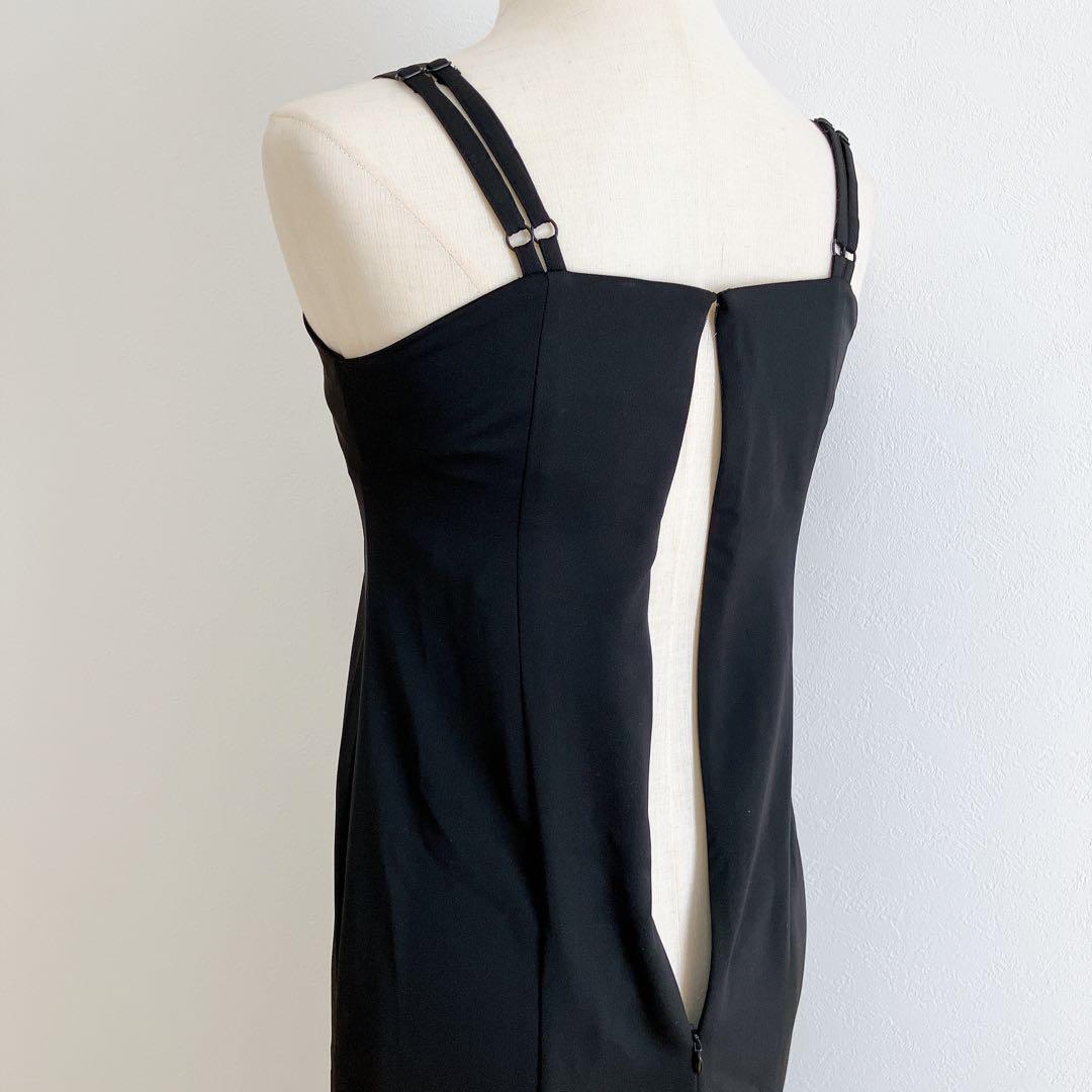 カナ　ニアナ　アトロ　ブラック系　チュールボリュームフリルベストシアートップス