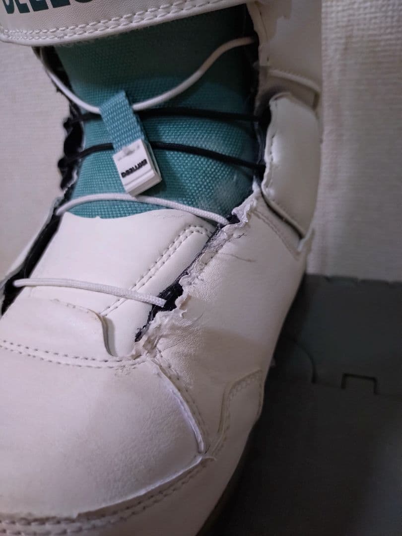 スノーボード DEELUXE TEAM ID LARA 25.5cm