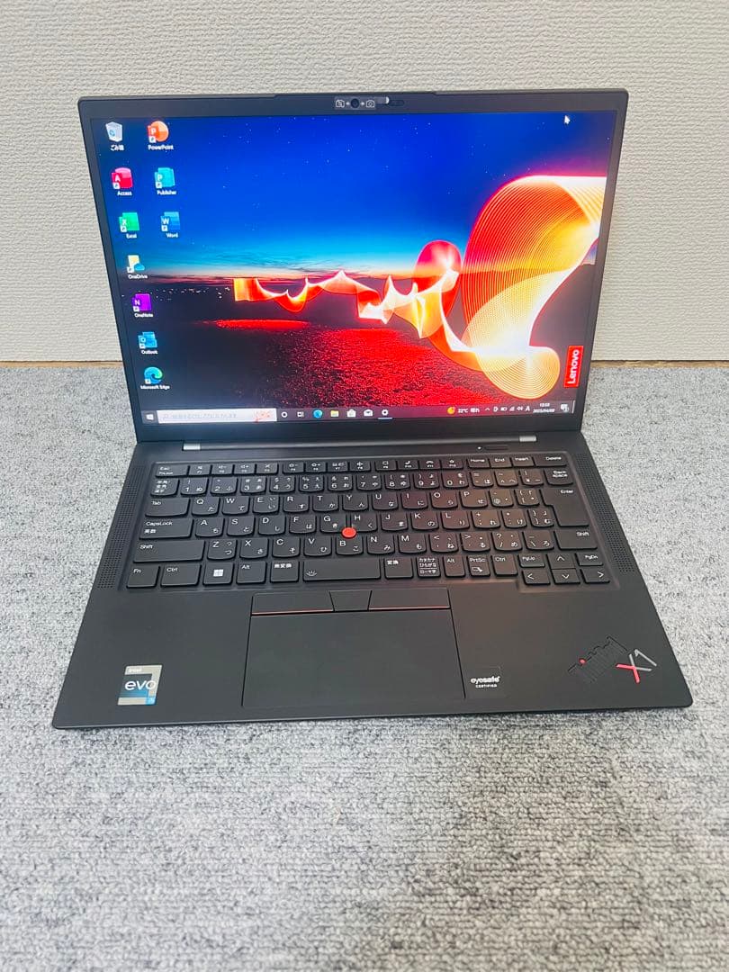 Windowsノート本体 Lenovo Thinkpad X1 Carbon Gen10 i5/8/256