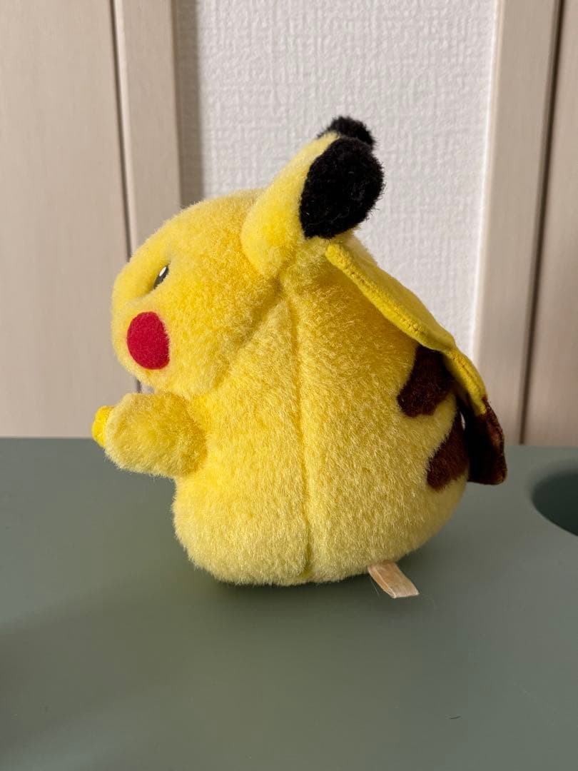 に*ぴ様 ピカチュウ　ぬいぐるみ　初期　TOMY