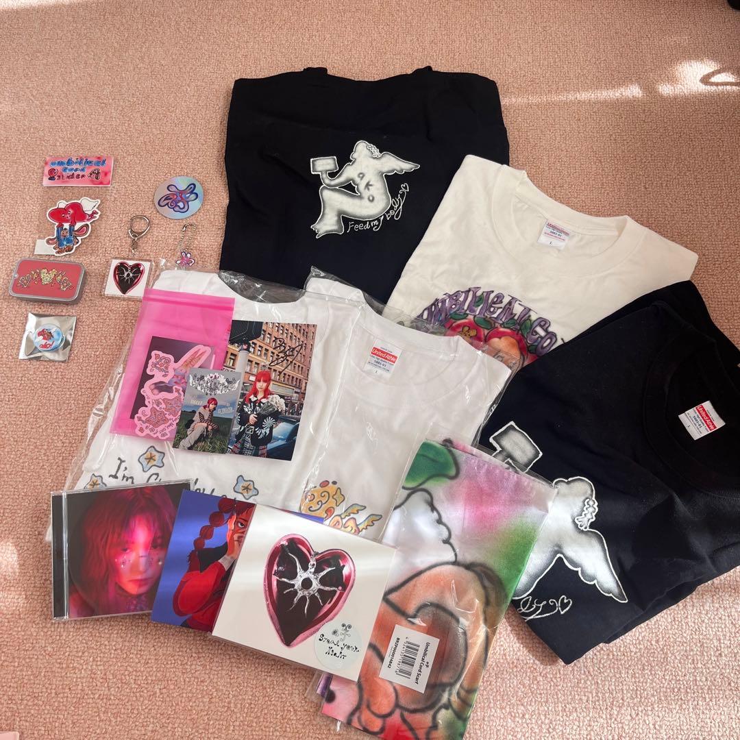 a子　Tシャツ　アルバム　ステッカー　ポストカード　ストラップ　グッズまとめ売り