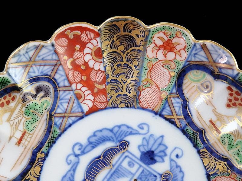 大聖寺伊万里　金襴手　紋章に菊花皿 　5寸皿　D174AS-COe