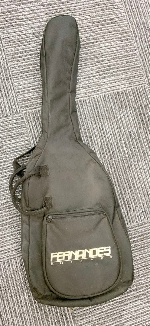 。FERNANDES フェルナンデス　エレキギター　レッド