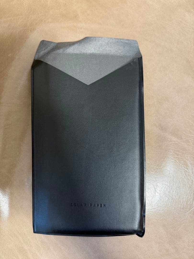 YOLK Solar Paper ポータブルソーラーチャージャー