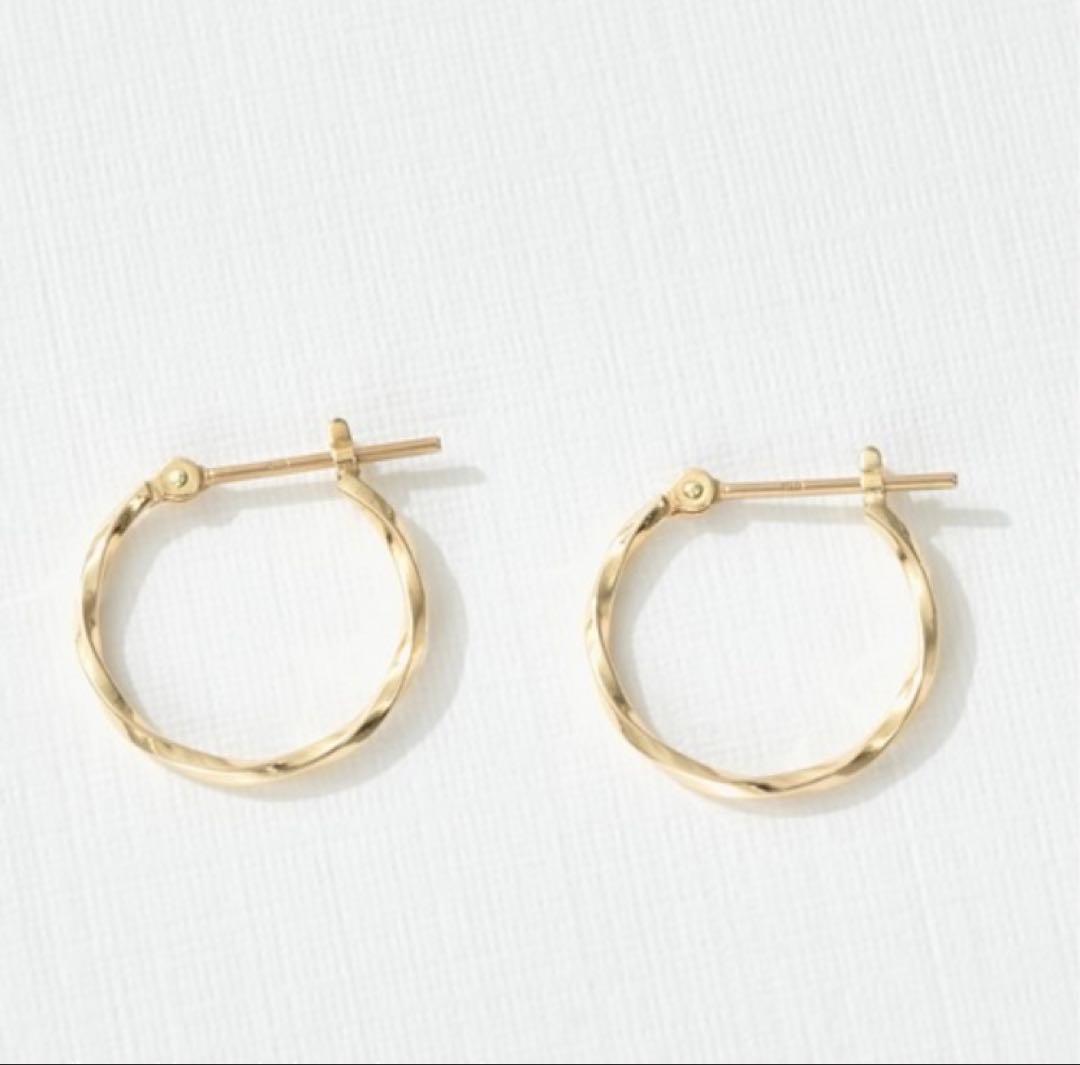 【未使用・箱付】L&Co. K10 フープピアス｜ひねり ゴールド