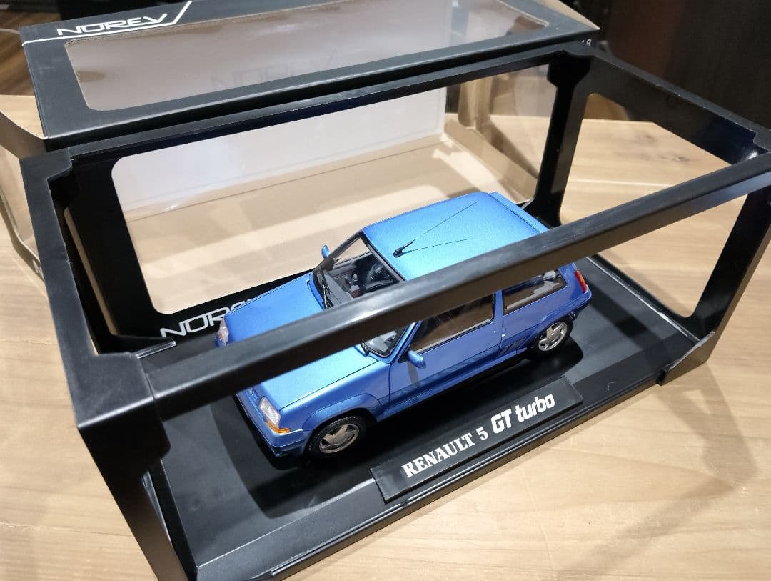 よっしー1/18 ノレブ　ルノー5 ターボ　ルノーサンク　ミニカー　ブルー