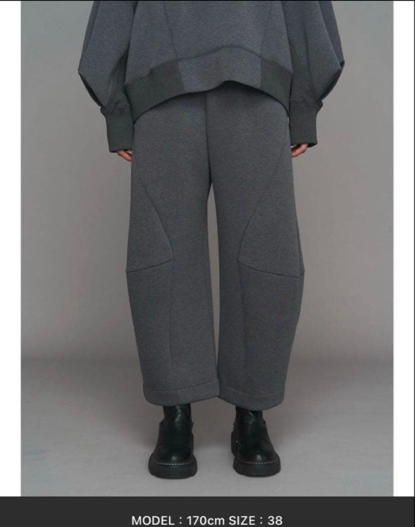 UN3D.ウェーブコクーンパンツ ブラック　38