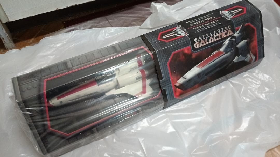 バトルスター・ギャラクティカ バイパー マーク2★メビウスモデル 完成品