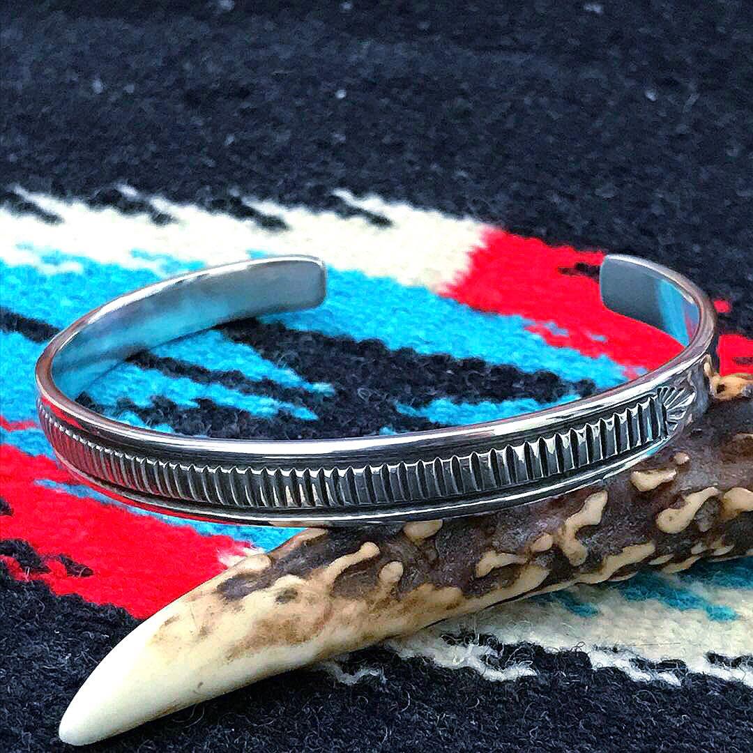 Indian Jewelry ブルースモーガン　　　シルバーバングル　　③
