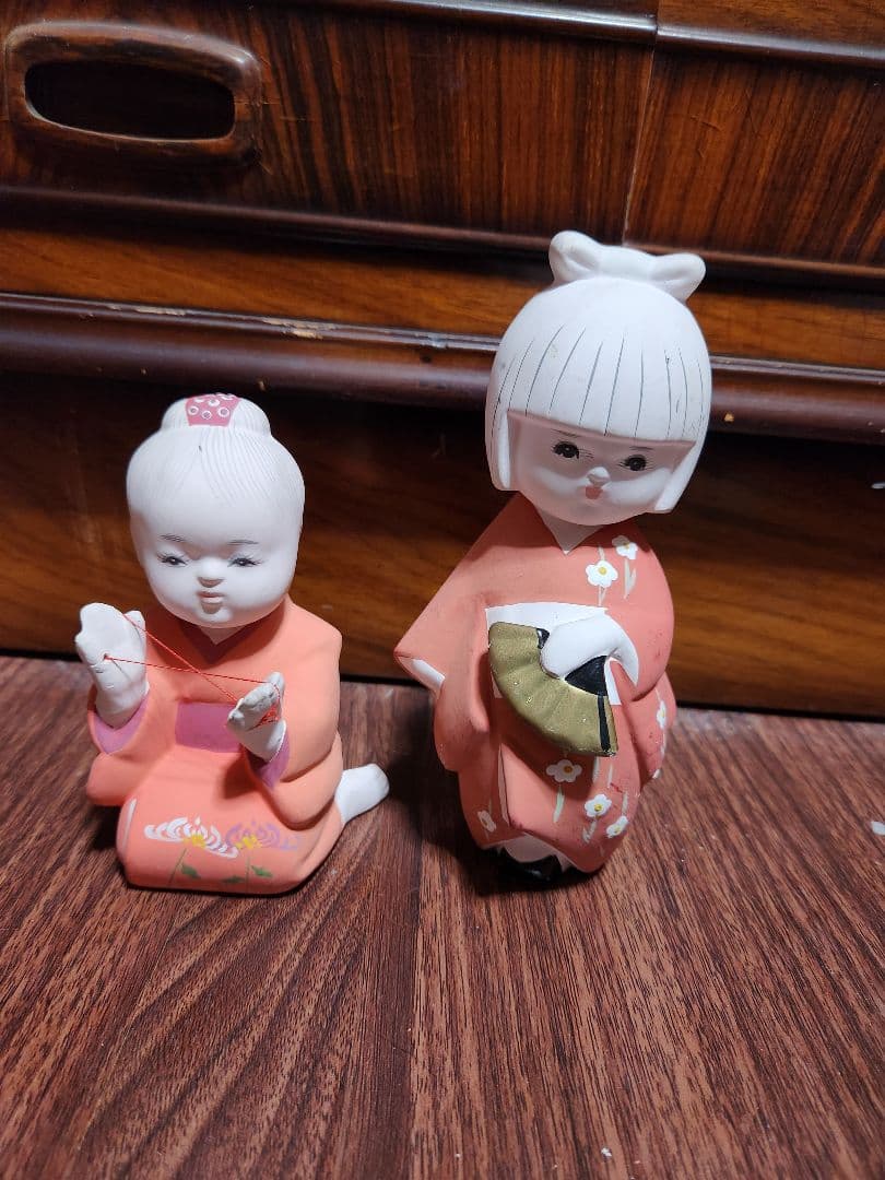 おまとめ★市松人形花柄着物&周りに飾る日本人形10体&コケシ２体。